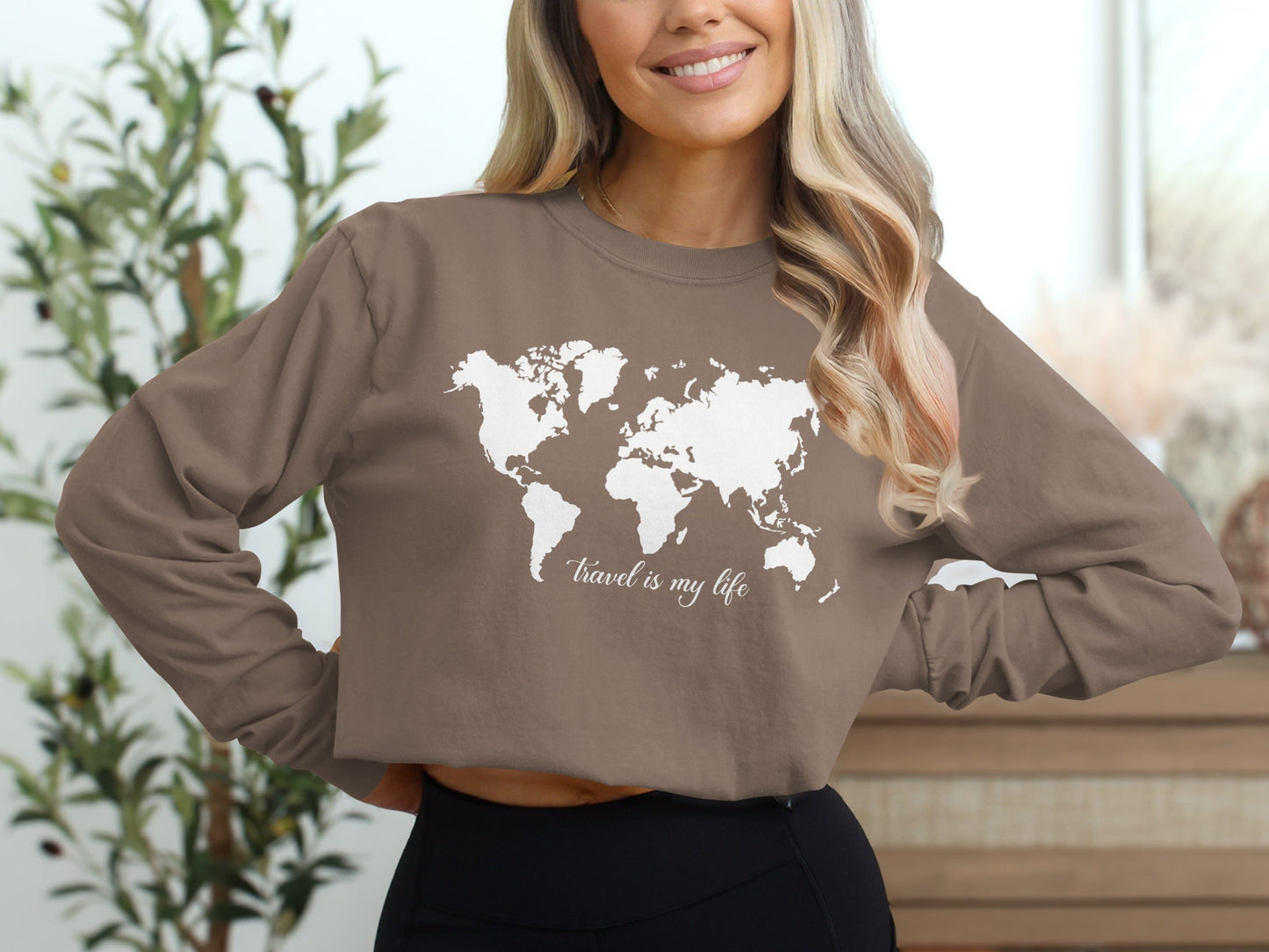 Travel Is My Life World Map Simple Modern Long Sleeve T-Shirt