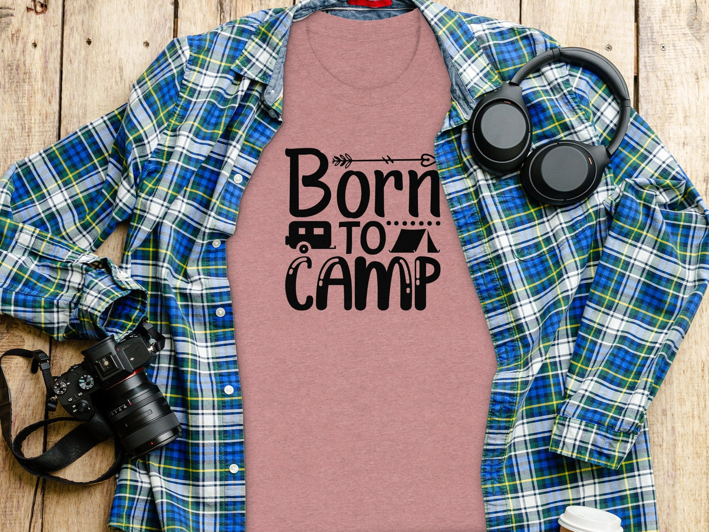 Born To Camp With Tent And Camper Fun Outdoors T-Shirt